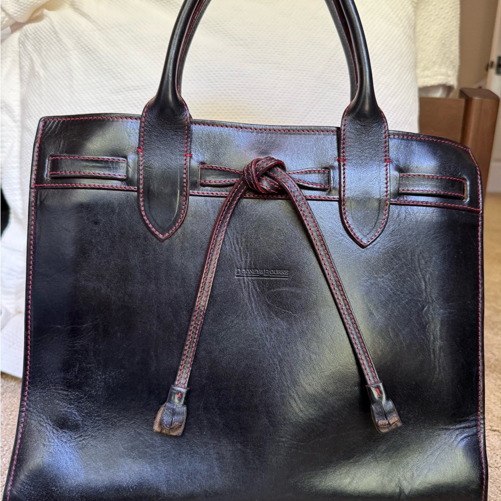 Dooney & Bourke Black Leather Top Handle bag